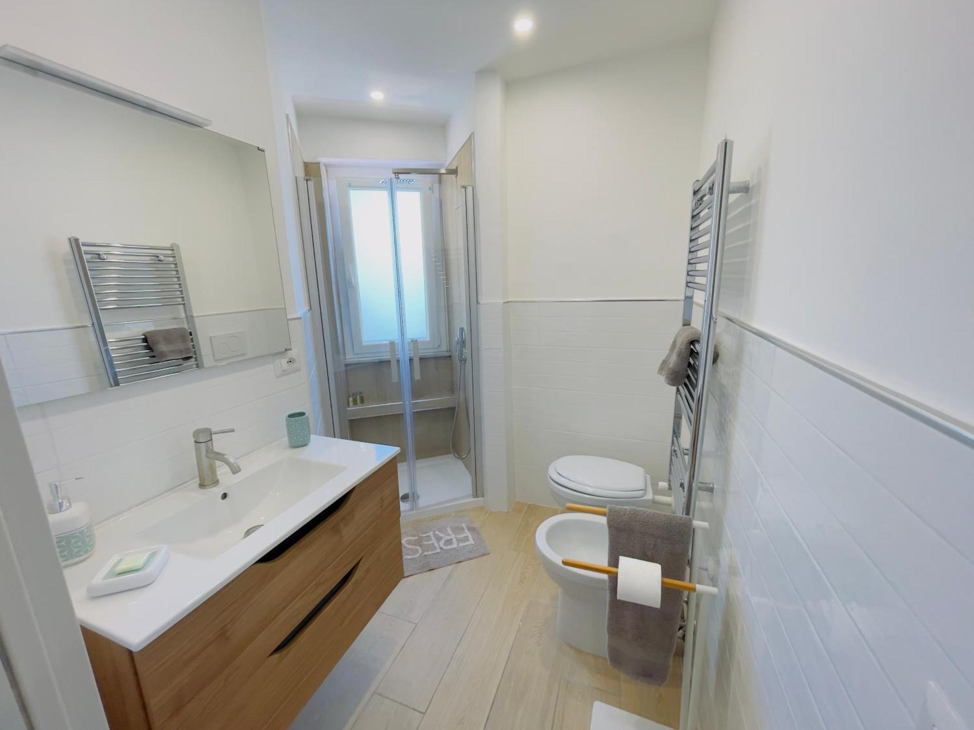 Benci&Gatti Home Con Parcheggio Privato Civitavecchia Luaran gambar